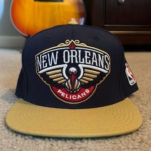 Used Mitchell & Ness NBA New Orleans Pelicans Flat Brim Adjustable Hat